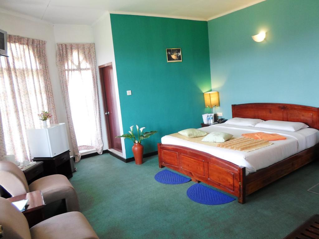 Binota Hotel Nuwara Eliya Zimmer foto