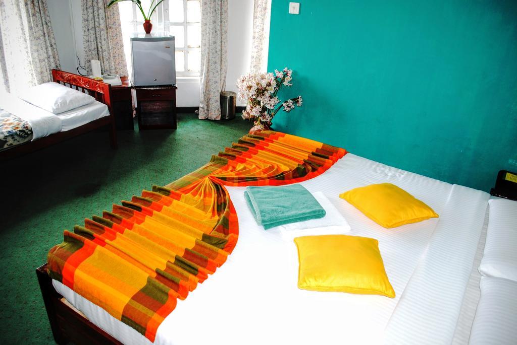 Binota Hotel Nuwara Eliya Exterior foto